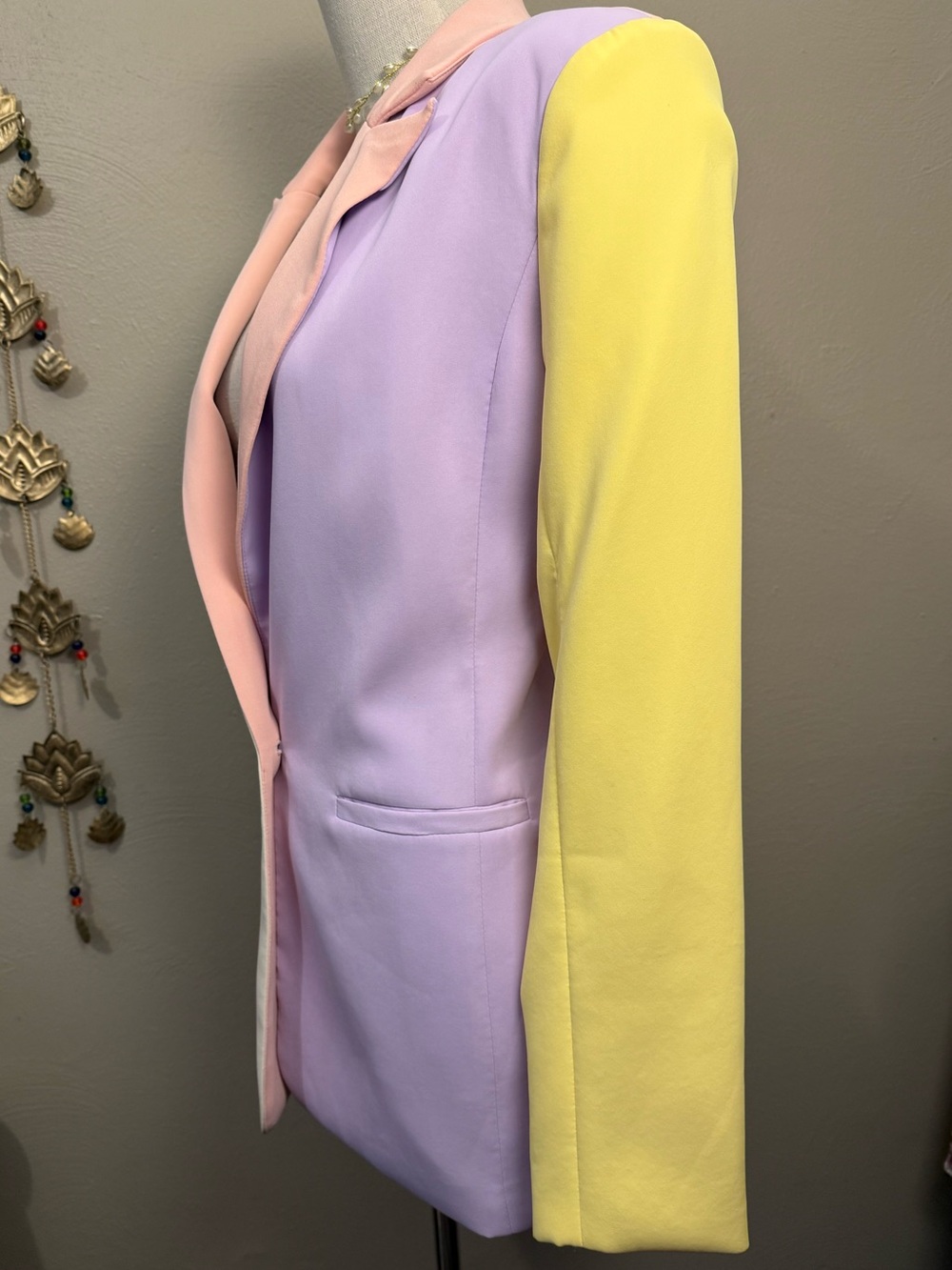 Endless Rose Women’s Pastel Chic Colorblock Blazer Single Button Size Small - Picture 3 of 10